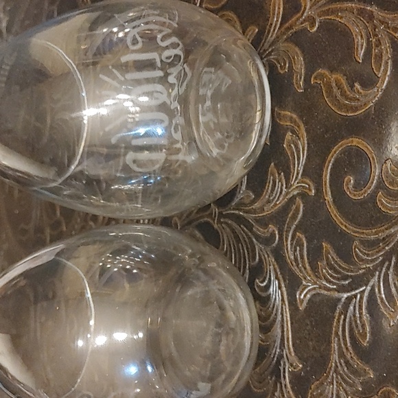 ✅Buzzed & Liquid Therapy Glasses - Picture 6 of 6